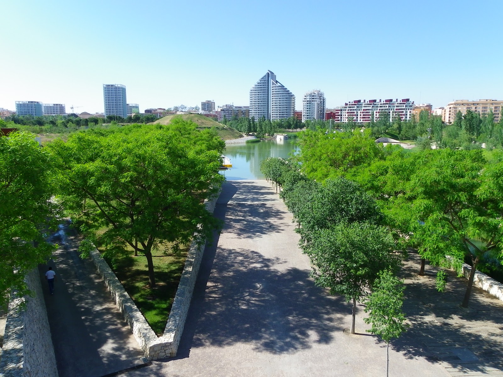Начало парка Турия в городе Валенсия