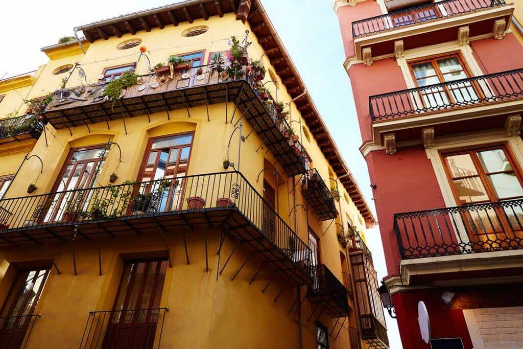 Аренда и покупка недвижимости в Валенсии и Испании