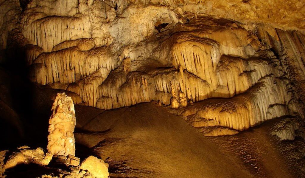 Дон Хуан - единственная естественная пещера в Валенсии 