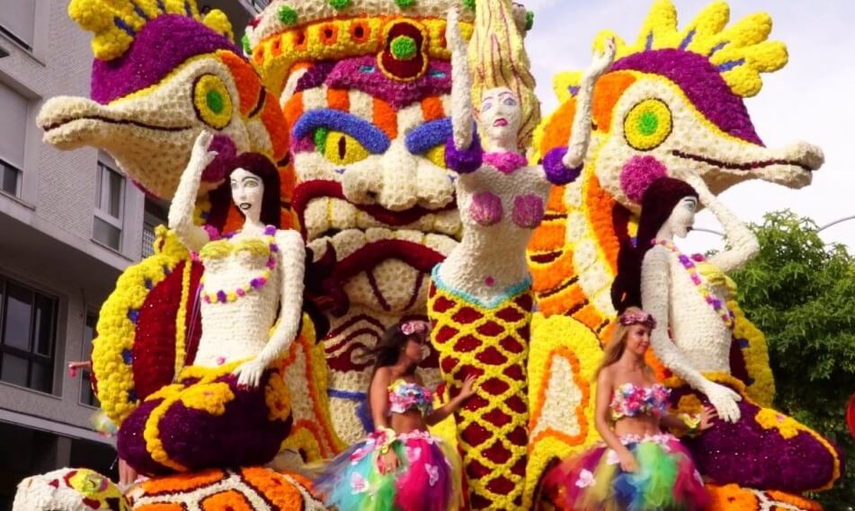 В воскресенье, 29 июля, на бульваре Аламеда состоится Битва цветов, которая станет кульминационным событием ежегодной Июльской ярмарки в Валенсии, Испания 