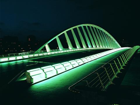 Мост архитектора Сантьяго Калатрава в Валенсии