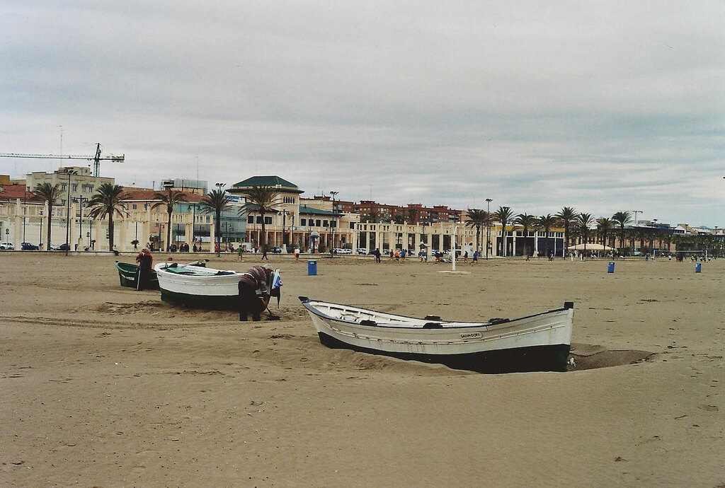 Городской пляж Валенсии