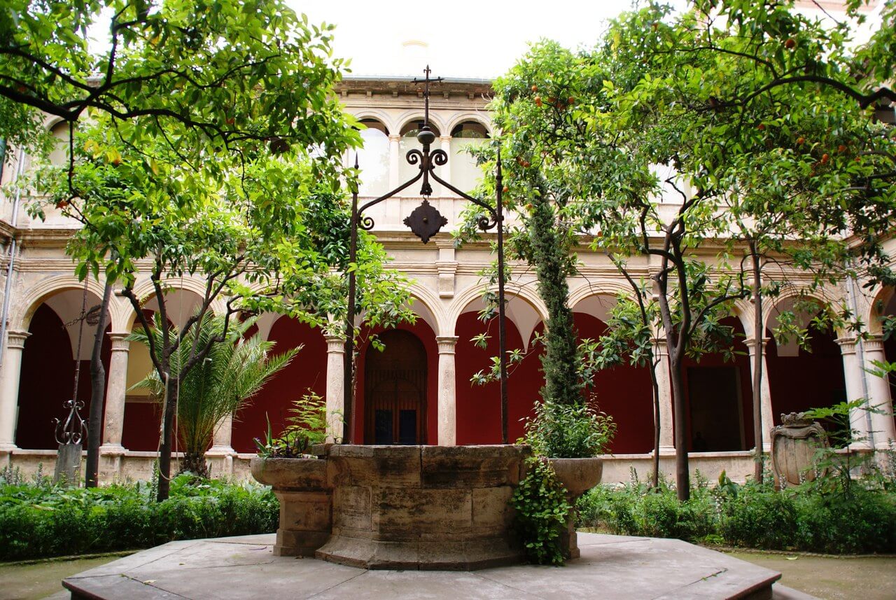Культурный центр Кармен в Валенсии