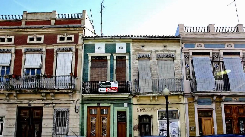 Совет при правительстве Валенсии одобрил проект реконструкции 170 домов и жилых квартир в валенсийском районе Кабаньяль-Каньямелар (Cabanyal-Canyamelar).