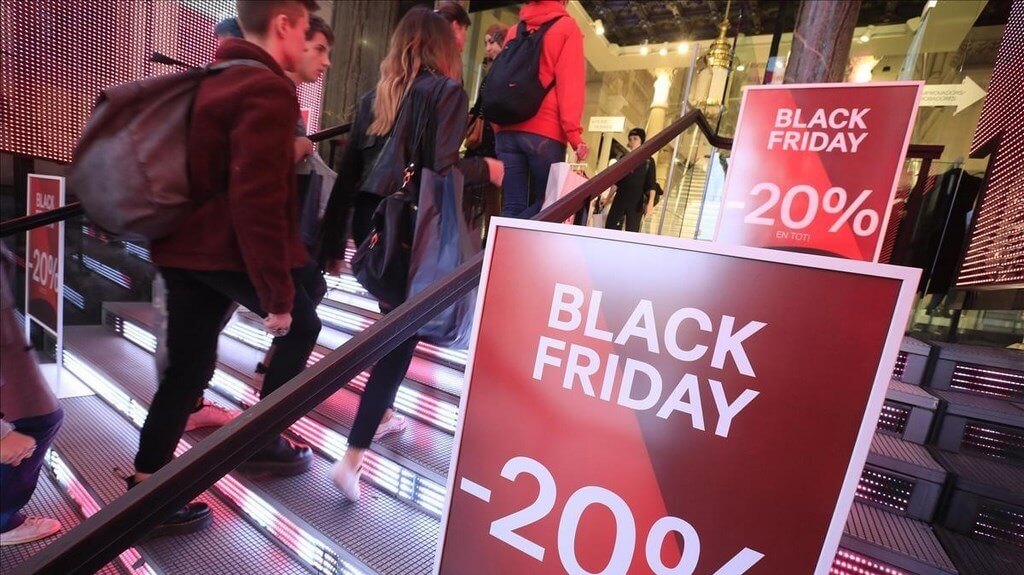 В пятницу 23 ноября сотни магазинов в Валенсии предложат своим покупателям товары с невероятными скидками в рамках всемирной акции «Чёрная пятница». 