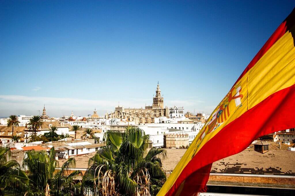 По данным национального института статистики Испании, Валенсия возглавила список лидеров по числу купленной недвижимости на Средиземноморском побережье