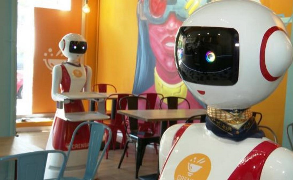 В Валенсии появится ресторан с роботами-официантами 