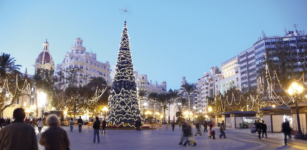 Рождество и Новый год приходят в Валенсию