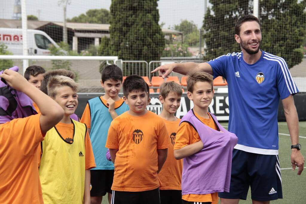 Футбольные летние школы и лагеря в Валенсии, Испания 