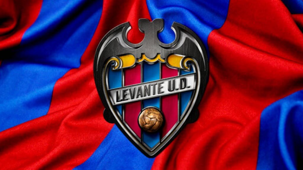 Академия при профессиональном клубе «Леванте» в Валенсии считается настоящей кузницей футбольных талантов. Индивидуальные пробы - это уникальный шанс получить игровой опыт в лучшей футбольной лиге мира - LaLiga.
