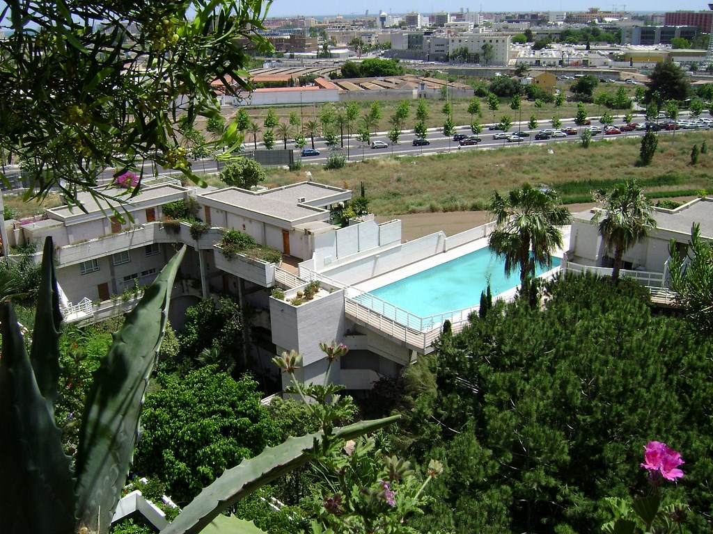 Дом-сад в районе Бенимаклет в Валенсии