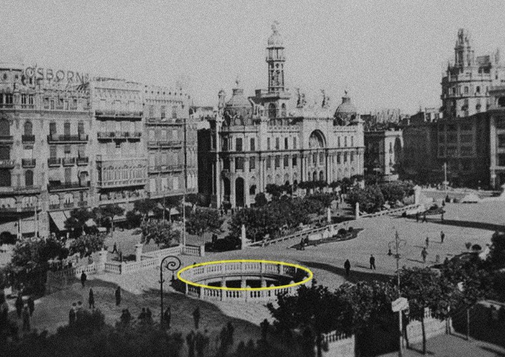 Неизвестная площадь мэрии в Валенсии