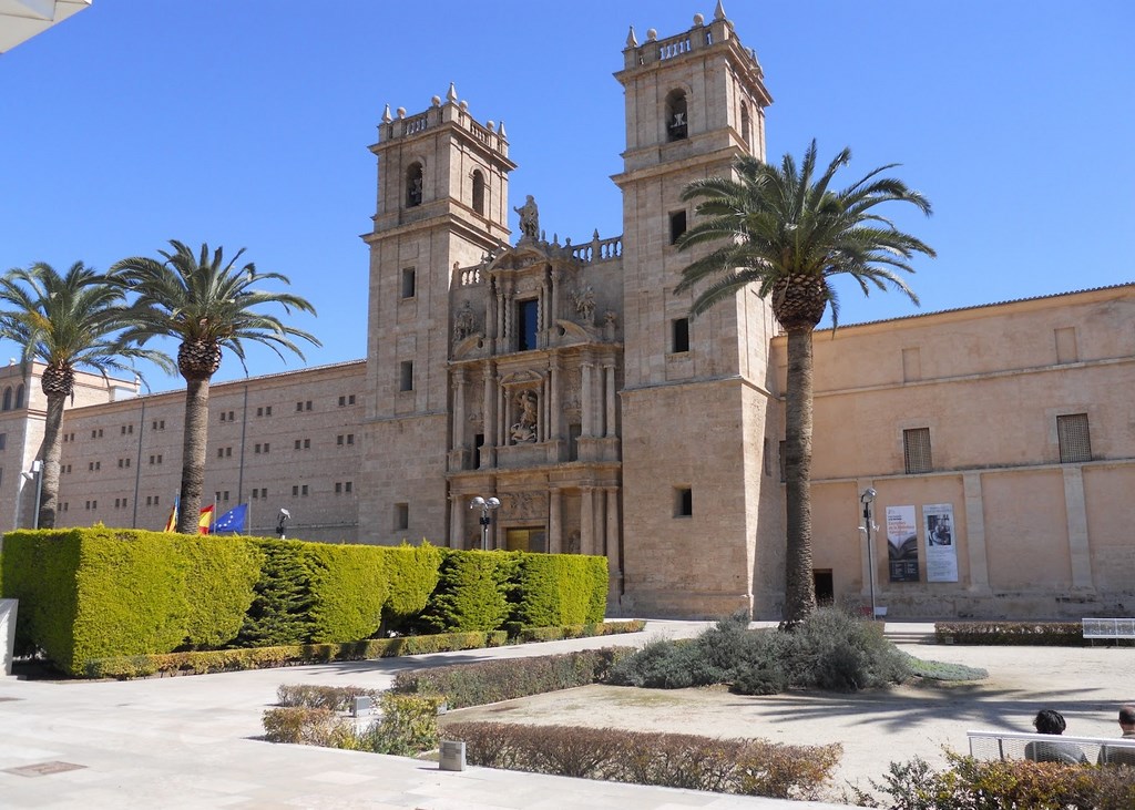 5 неожиданных ипостасей монастыря Святого Михаила в Валенсии