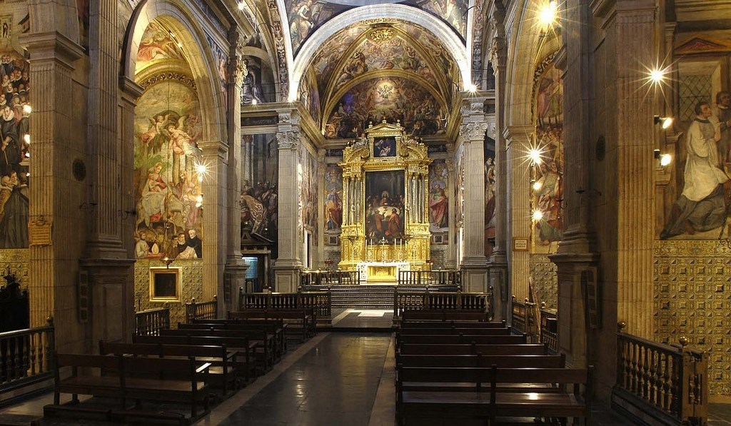 Патриархальная семинария в Валенсии – это одно из удивительных мест, оставшееся без внимания туристов, но таящее в себе настоящие сокровища искусства.