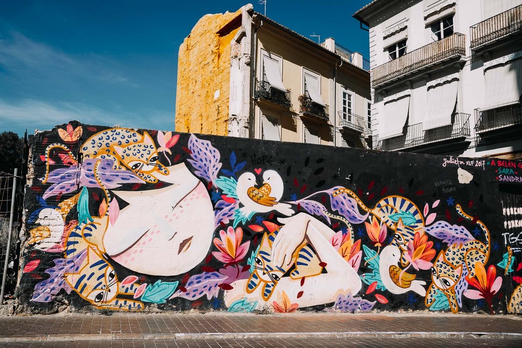 Самые удивительные граффити города Валенсия