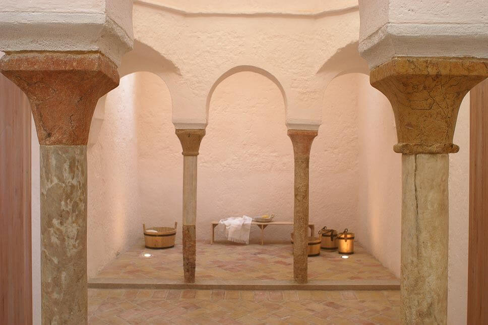 Арабские бани в валенсии,  Баньос дель Альмиранте