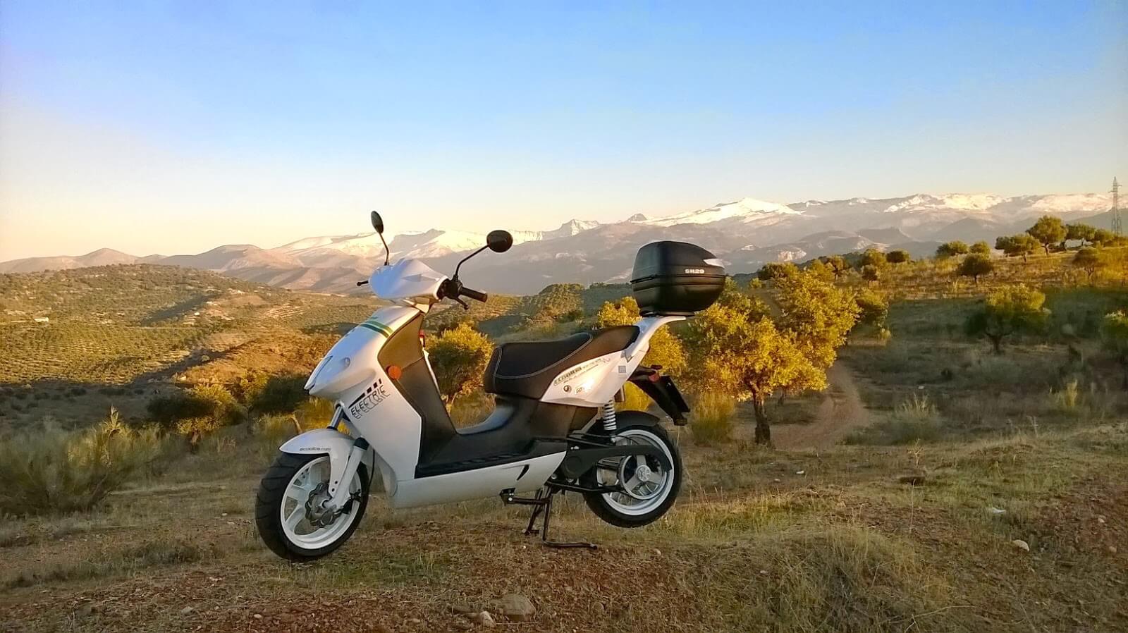 Снять мотоцикл в Валенсии, Туристическая аренда транспорта Валенсии